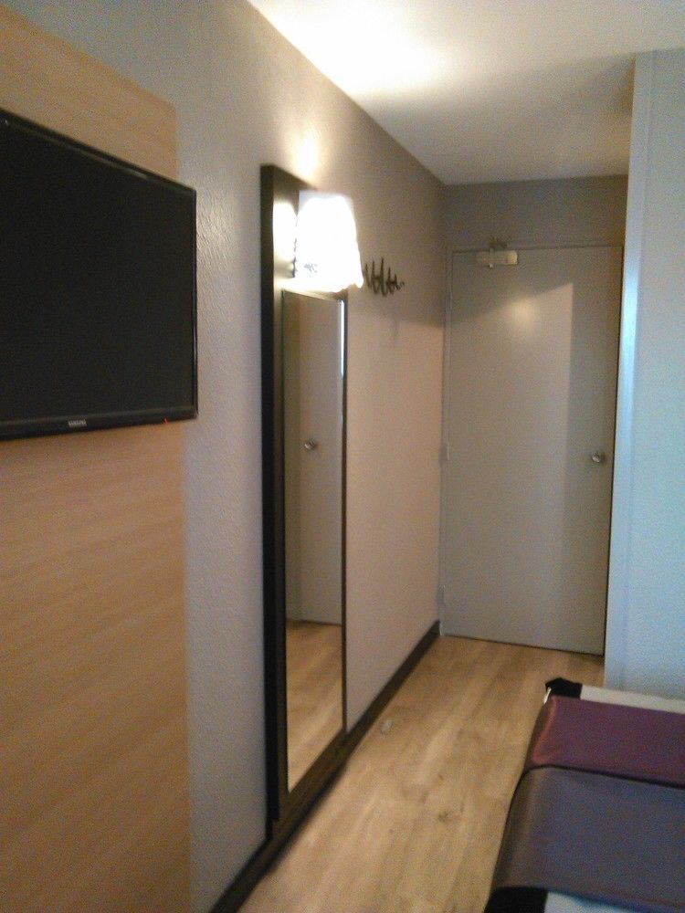 Hotel Ibis Styles Saint Brieuc 3*